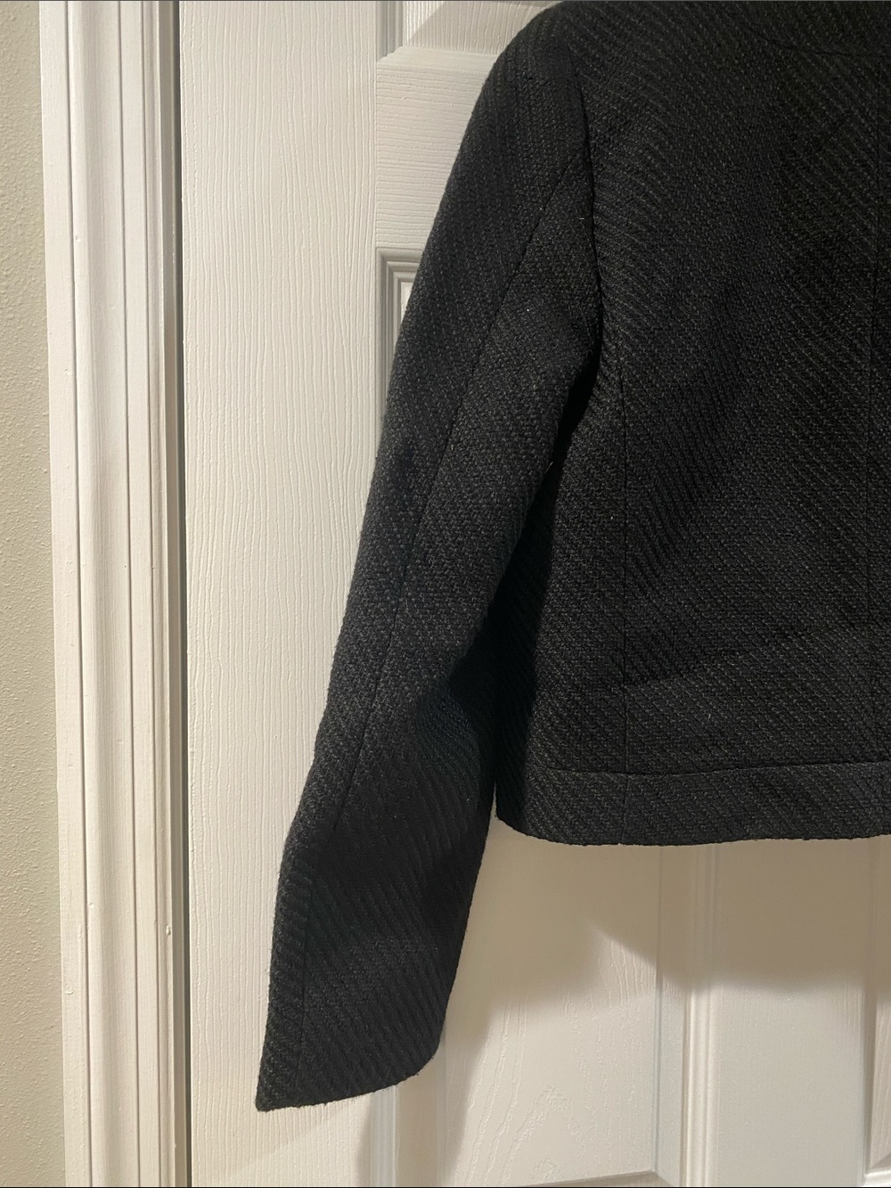 J. Crew Black Tweed Cropped Jacket with Gold Buttons - Size 2 - Picture 11 of 13